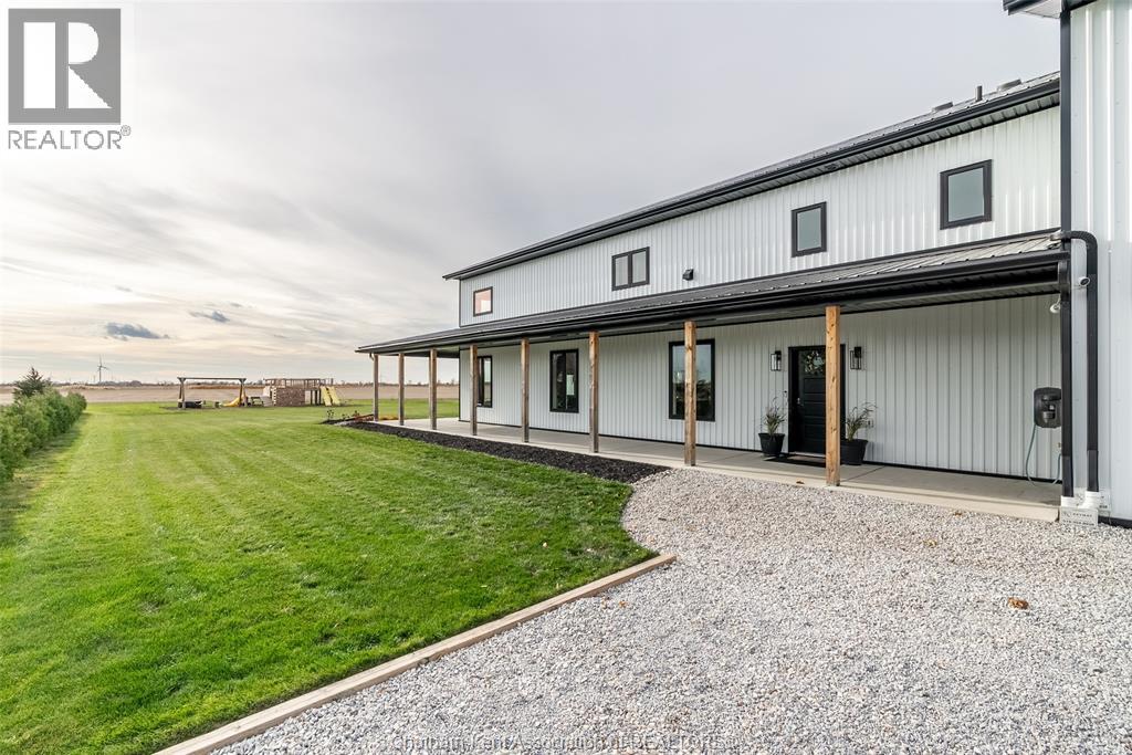 Inside a 4,004 sqft Post-Frame Barndominium in Merlin, Ontario — photo 3