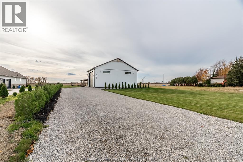 Inside a 4,004 sqft Post-Frame Barndominium in Merlin, Ontario — photo 4